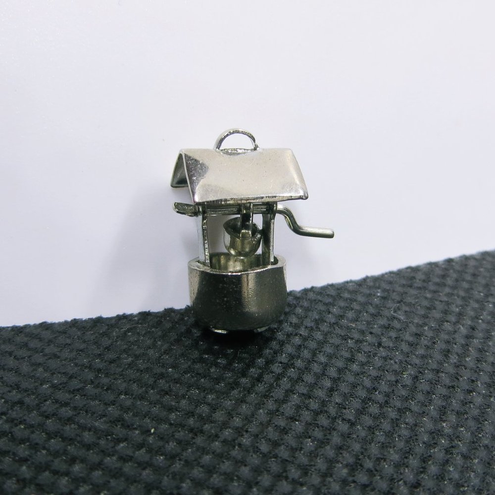 Vintage Silver 3D Movable Whishing Well Bracelet Charm